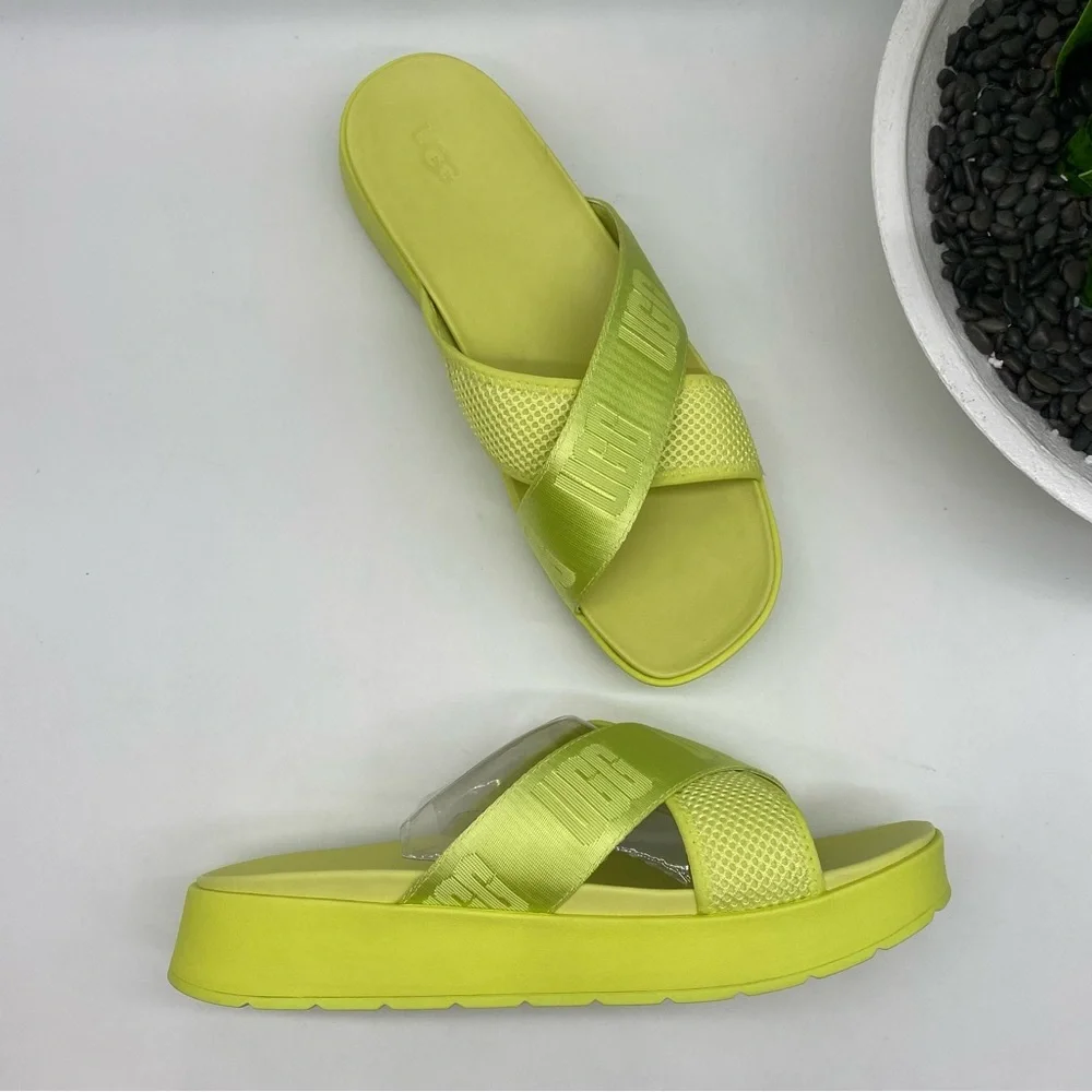 UGG Women's Emily Mesh Slide square toe Sandal in pollen mesh neon green  9.5/10
